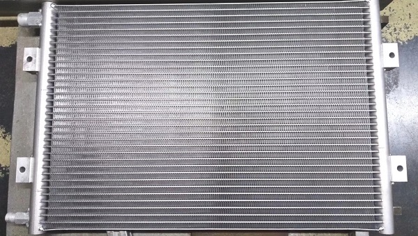 Bình ngưng điều hòa ô tô